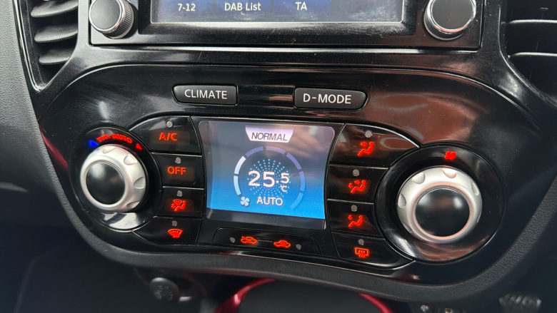 Nissan Juke 1.2 DiG-T Tekna 5dr Petrol Hatchback